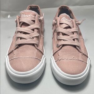 Blowfish Women's Blush Canvas Sneakers